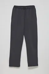 Pantalón deportivo recto gris oscuro.