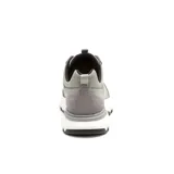 Zapatillas urbanas Caterpillar modelo Colorado Snkr Lo, color gris con detalles en gamuza y suela de goma blanca y negra.