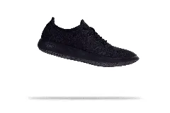 Zapatillas blancas de lana merino, diseño minimalista y atemporal, sin género y para todas las edades. Capellada y forro de lana merino, suela de EVA.