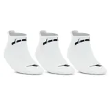 Medias deportivas de corte bajo, en color blanco, diseñadas para ofrecer comodidad y soporte durante la actividad física.