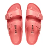 Sandalias Birkenstock Arizona EVA de goma color rosa, con dos correas ajustables con hebilla.