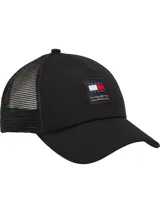 Gorra de béisbol negra de algodón orgánico con paneles de malla y logo de Tommy Jeans en la parte delantera.