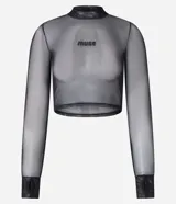 Blusa deportiva de tule negro, con cuello alto, mangas largas y estampa frontal con la palabra 'muse'.