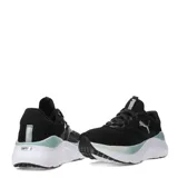 Championes Puma Softride Mayve de mujer, color negro con detalles en blanco y verde agua. Capellada liviana con tejido respirable, entresuela Softride y plantilla Softfoam+ para mayor amortiguación.