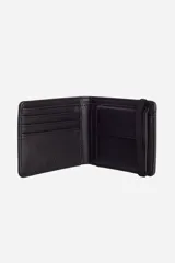 Billetera compacta y elegante, con varios compartimentos internos y costuras reforzadas.