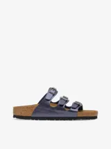 Sandalias Birkenstock Florida con tres tiras ajustables, plantilla anatómica de corcho y látex, y suela de EVA.