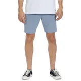 Short beige de estilo casual, con cierre y bolsillos frontales, ideal para actividades al aire libre.