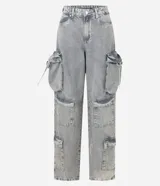 Pantalón baggy gris de jeans con bolsillos cargo laterales y tiritas ajustables.