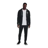 Pantalón de jogging Under Armour Rival Terry para hombre, color azul marino, con logo bordado en blanco en la pierna izquierda y cordón de ajuste blanco en la cintura.