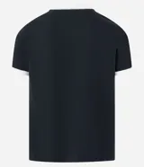 Remera de algodón negra, estilo ringer, con cuello y ribetes de manga en color blanco contrastante. Presenta un pequeño bordado de un ángel en el centro del pecho.