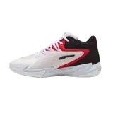 Championes Puma Dagger, con empeine con al menos 20% de material reciclado y entresuela ProFoam. Diseño progresivo con media caña y cierre de cordones. Suela de high-abrasion tread optimizada para pistas al aire libre.