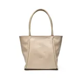 Cartera grande tipo tote bag de cuero color beige claro, con textura granulada. Presenta dos asas de hombro fijas y un diseño con pliegues verticales a los lados. Tiene cierre principal y bolsillo interno con cierre.