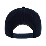 Gorro de gabardina color verde oliva con visera curva en color verde musgo. Presenta un parche rectangular con el logo de la marca CAT y la leyenda "Diesel Power".