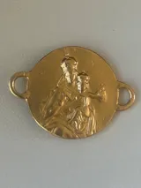 Pulsera de aleación de metales con baño de oro, con banda de terciopelo elástico para un ajuste cómodo.