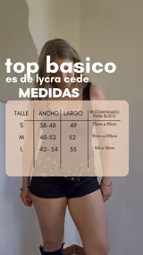 Top básico negro de lycra con escote cuadrado y delantera doble.