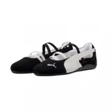 Zapatilla Puma Speedcat Ballet SD, color negro con detalles en blanco y suela de goma.
