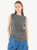Musculosa gris de algodón orgánico, corte holgado y largo cropped.