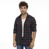 Camisa Wrangler de franela a cuadros en tonos azul marino, rojo y blanco.