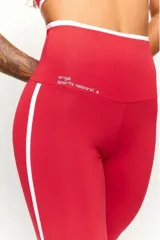 Calza larga deportiva azul marino con cintura alta y detalles en blanco en la cintura y laterales.