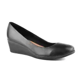 Zapato de vestir Usaflex Vivian de cuero negro, con punta redondeada y taco corrido.