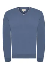 Sweater celeste de cashmere con cuello en V y borde en contraste.