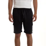 Bermuda cargo negra con efecto acid wash, bolsillos laterales y cordón ajustable en la cintura.