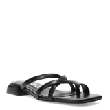 Sandalias negras con tiras finas cruzadas y suela plana.
