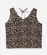 Musculosa de poliéster y elastano con estampado animal print, escote en V y lazo en la espalda.