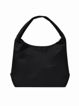 Cartera tipo hobo de tela color negro con cierre superior.