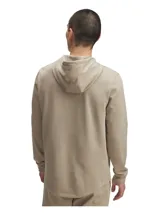 Buzo Under Armour Rival Terry de hombre, color gris jaspeado, con capucha y cordones ajustables. Logo de la marca estampado en el pecho.