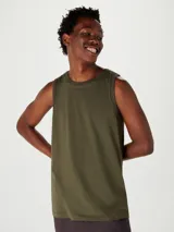 Musculosa azul de corte clásico, con cuello redondo y sisas amplias.