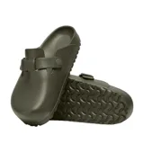 Zuecos tipo cerrado Birkenstock modelo Boston EVA, color verde militar, fabricados en EVA, con tira ajustable y hebilla.