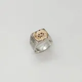 Anillo de bombero en plata 925 con aplique en oro 9k con el escudo de bomberos.