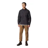 Pantalón de trekking color verde oliva, con corte recto, bolsillos laterales y traseros con cierre, rodillas articuladas y tejido repelente al agua.