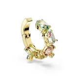 Ear cuff dorado con cinco cristales grandes multicolores y cristales más pequeños con engaste de garra en forma de burbuja.