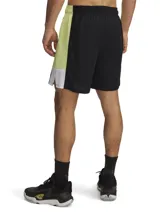 Short deportivo Under Armour UA Zone 7, color negro con logo blanco estampado en la pierna izquierda.