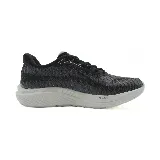 Zapatillas deportivas Olympikus Vertice, color gris oscuro con detalles en rosa y suela blanca.