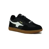 Championes urbanos Avia Kentaurus, color negro con detalles en blanco y suela marrón.