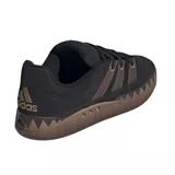 Zapatillas Adidas Adimatic negras con detalles en marrón.