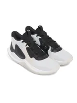 Championes de básquet Under Armour UA Jet 23, color negro con detalles dorados y suela blanca.