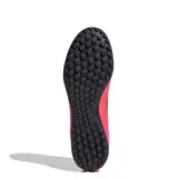 Championes de fútbol Adidas F50 Club TF, unisex, color rojo con detalles en negro.