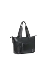 Bolso shopper color verde con bolsillo frontal marrón con cierre.