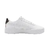 Zapatillas Puma Carina 3.0 Animal Flair de cuero blanco con detalles en animal print en el talón y logo dorado en el lateral.