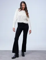 Jegging de color azul con ajuste ceñido y diseño de estilo denim.