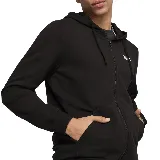 Campera deportiva Puma ESS Fullzip Hoodie negra con cierre frontal, capucha con cordones ajustables y logo blanco estampado en el pecho.