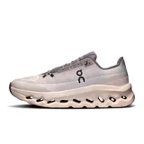 Championes urbanos de hombre, color gris claro con detalles en gris oscuro y suela blanca con orificios.