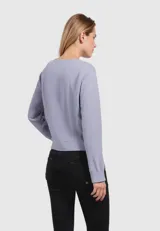Sudadera verde agua de algodón con cuello redondo y mangas largas.