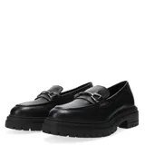 Zapato mocasín Bottero Napoli de cuero negro con detalle de aplique metálico plateado.