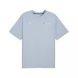 Remera celeste de manga corta con cuello redondo, logo de Puma bordado en blanco en el pecho izquierdo y logo de BMW Motorsport estampado en el pecho derecho.