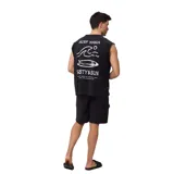 Musculosa negra con estampado frontal con el logo de la marca Rusty y la frase "Rusty a Sun".